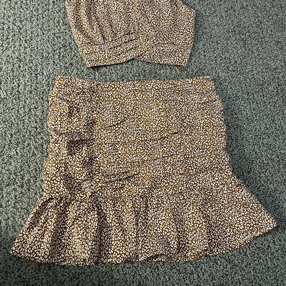 Two piece brown and tan tank top and skirt set. - Picture 2 of 10